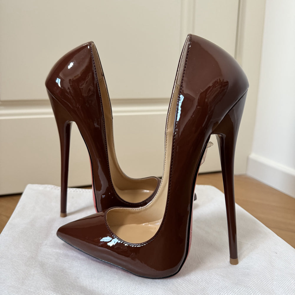 Extremely high 16cm stiletto heels